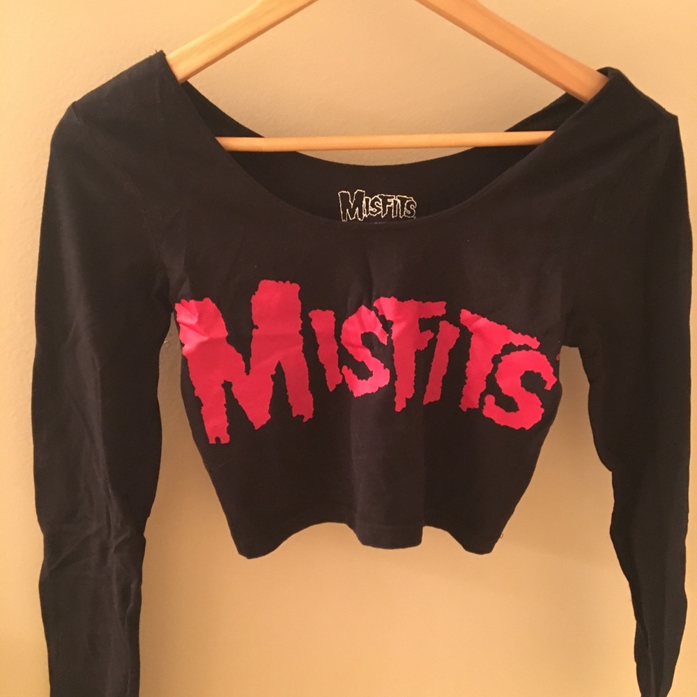 Misfits cropped long sleeve tee